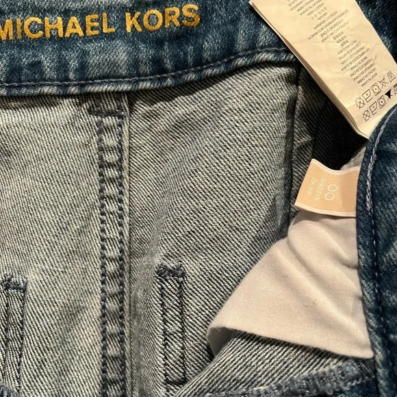 NWOT MICHAEL KORS HIGH RISE “CARROT “ JEANS size 00 - Picture 5 of 7